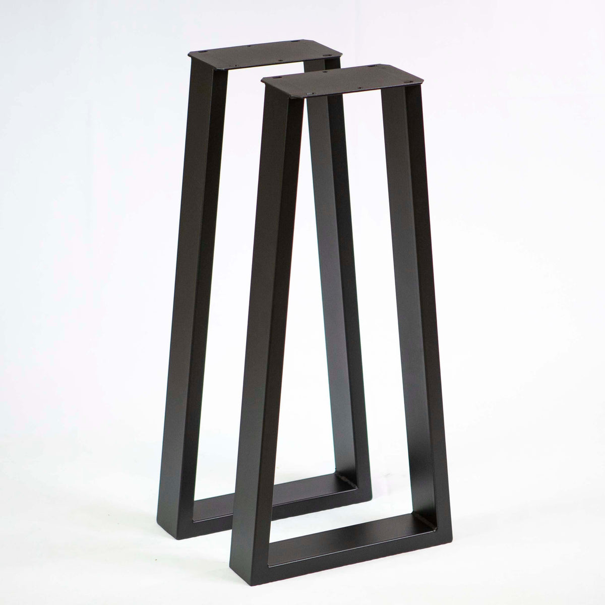 Trapezoid-shaped Legs