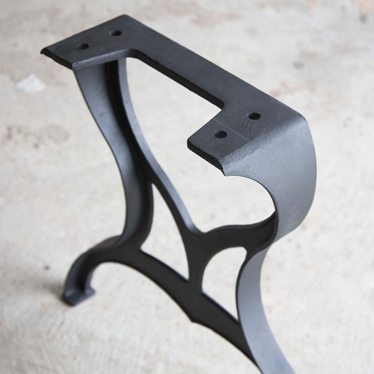 YW-CL-003 Cast Iron Dining Table Legs